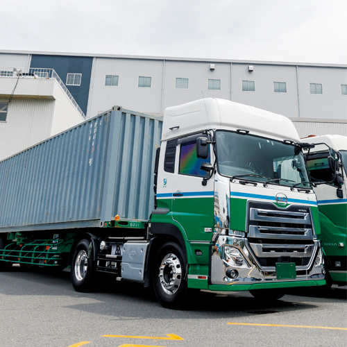 コンテナ輸送業務